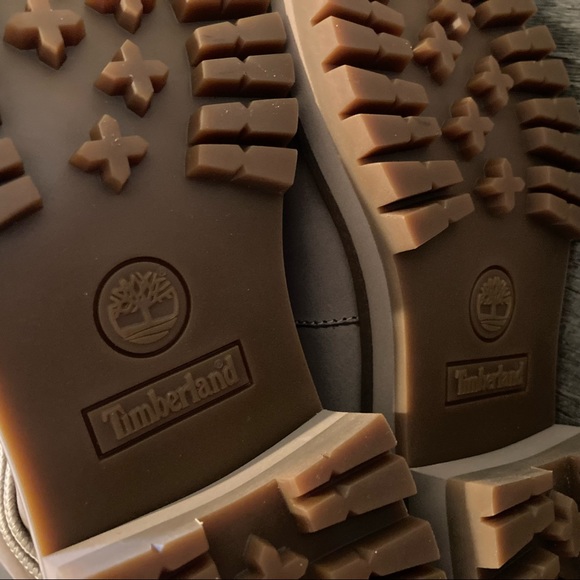 Timberland Women’s Courmayeur Valley Hiking Boots Taupe Nubuck Sz 7 NWOB - Picture 11 of 14